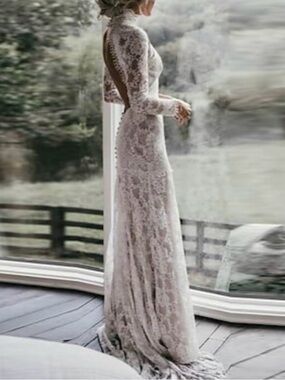 Boho open back long sleeved wedding dress size 6